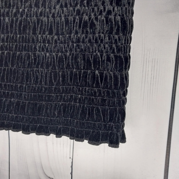 Aeropostale Off-Shoulder Babydoll  90's Whimisgoth Velour Cropped Top - Picture 9 of 10